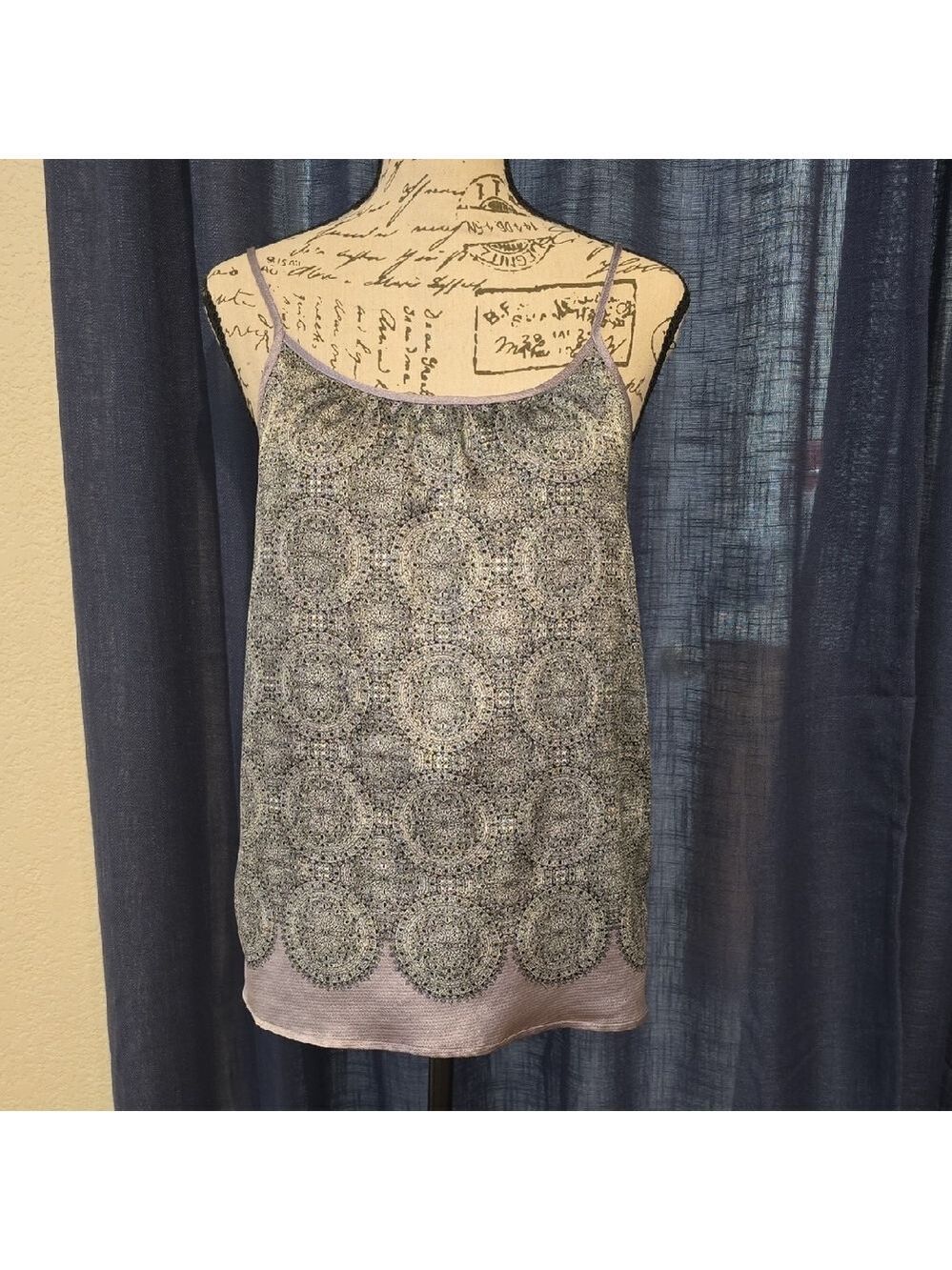 The Limited Silky Metallic Medallion Camisole Silver Black Lilac XS EUC